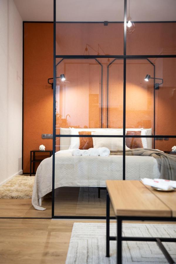 Unique City View Apartment Balcony & Parking Space Cluj-Napoca Ngoại thất bức ảnh
