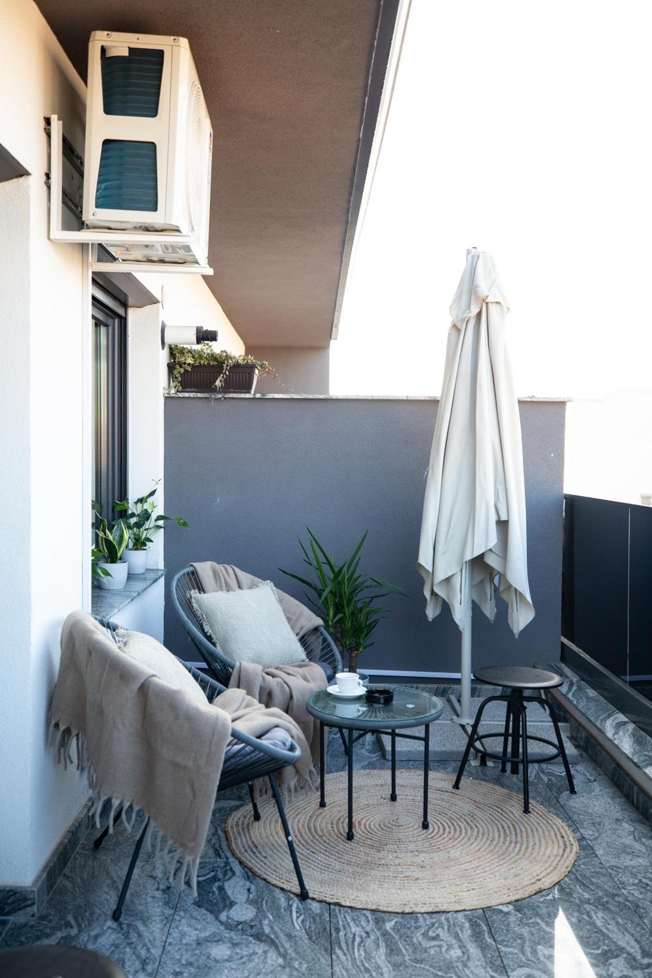 Unique City View Apartment Balcony & Parking Space Cluj-Napoca Ngoại thất bức ảnh